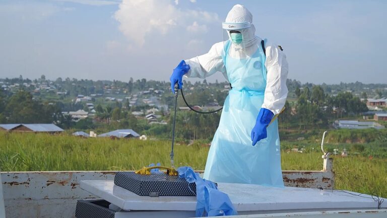 Ebola en RDC : le bilan s’alourdit au rythme d’un mort toutes les 30 minutes
