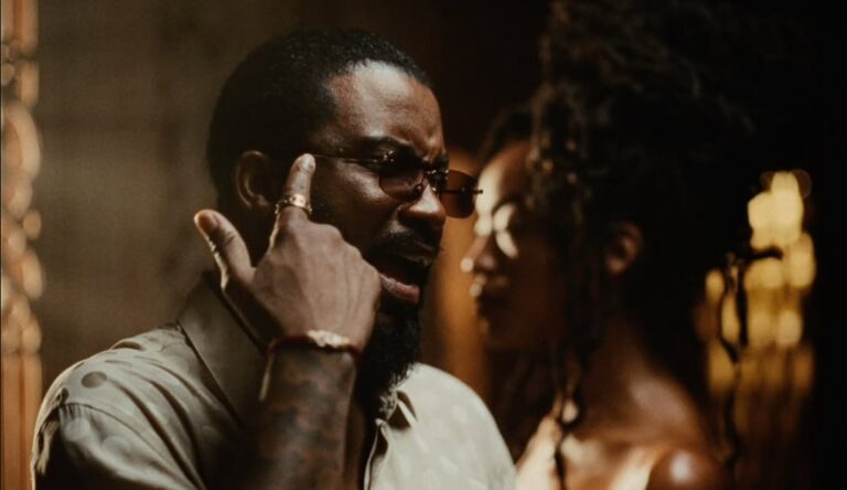 « Lost » : Fally Ipupa plonge dans les souvenirs d’un amour perdu [VIDÉOCLIP]